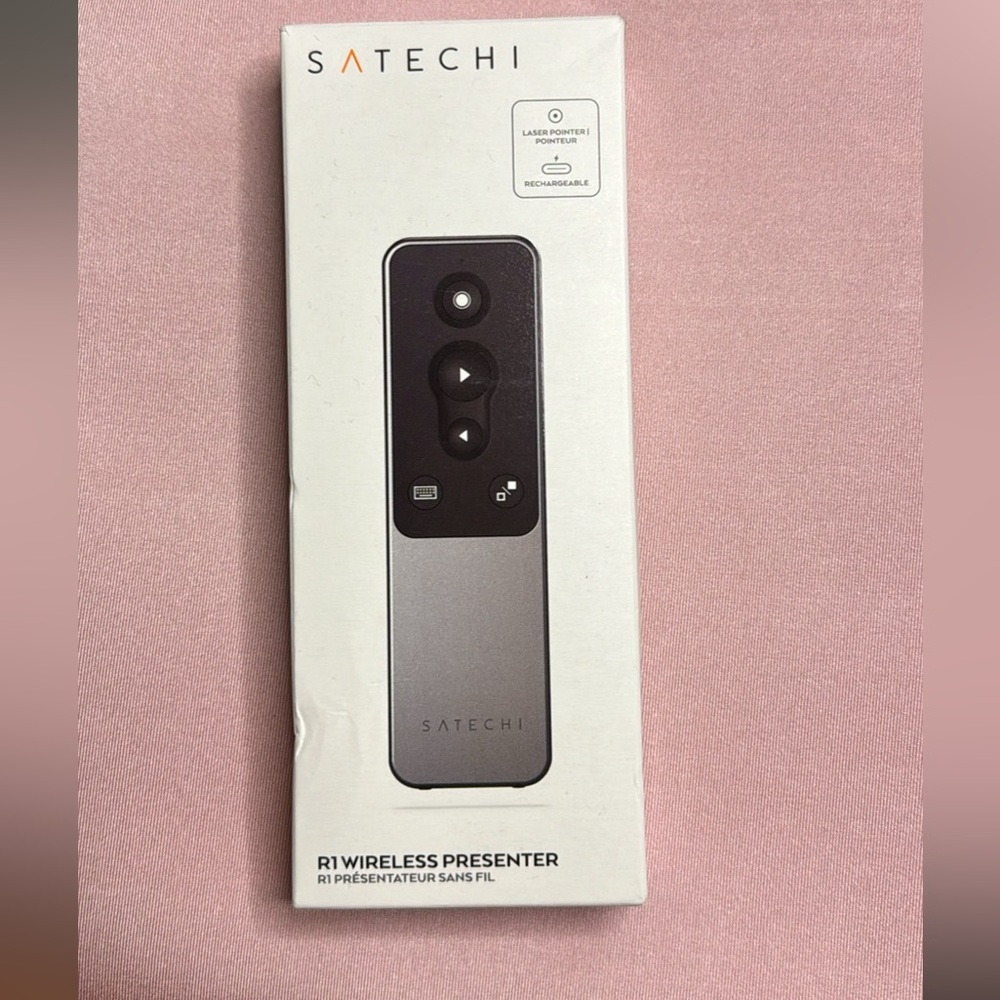 Satechi R1 Bluetooth Presentation Remote